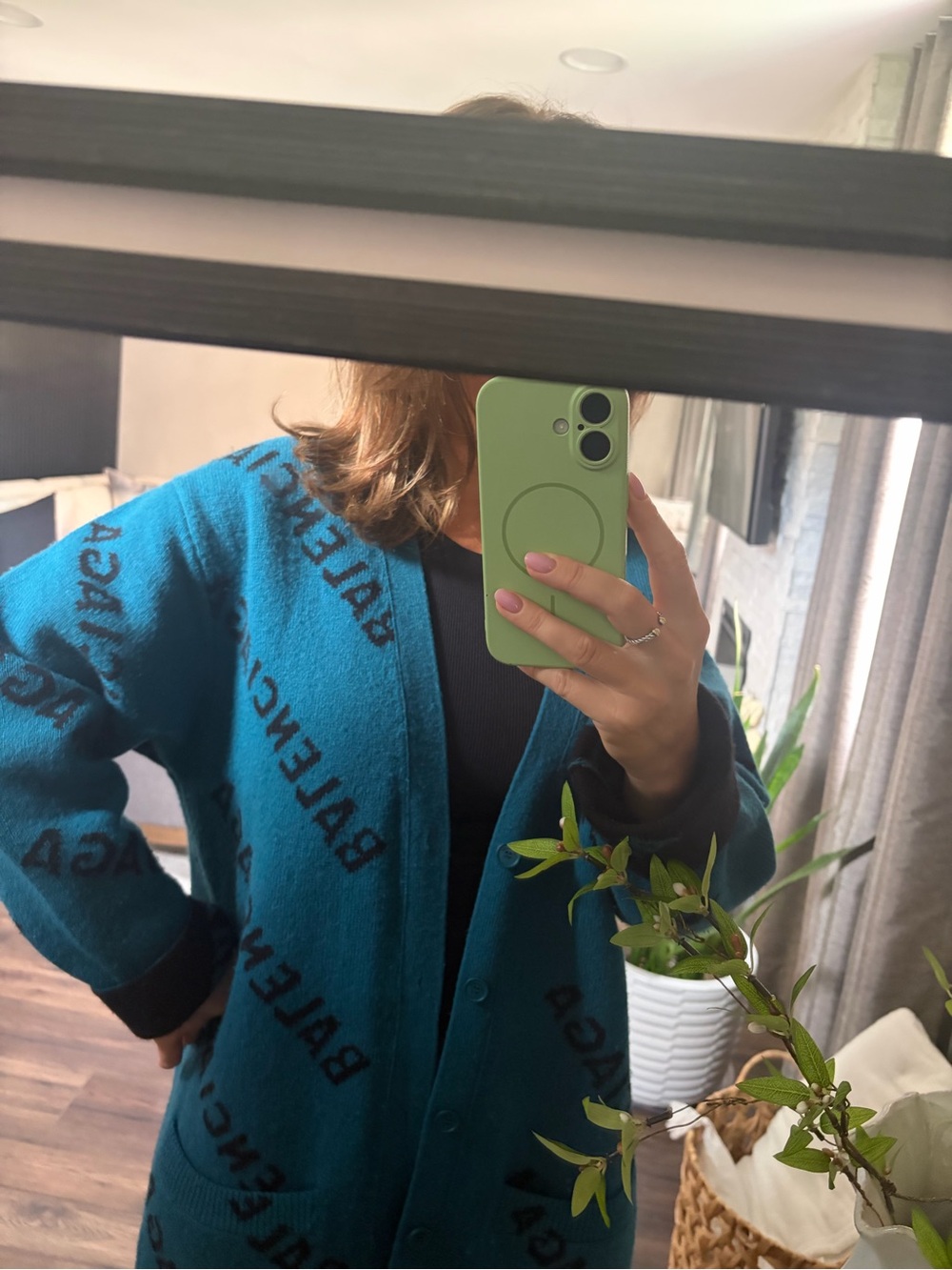 Balenciaga Teal and Black Logo Cardigan - Picture 4 of 7